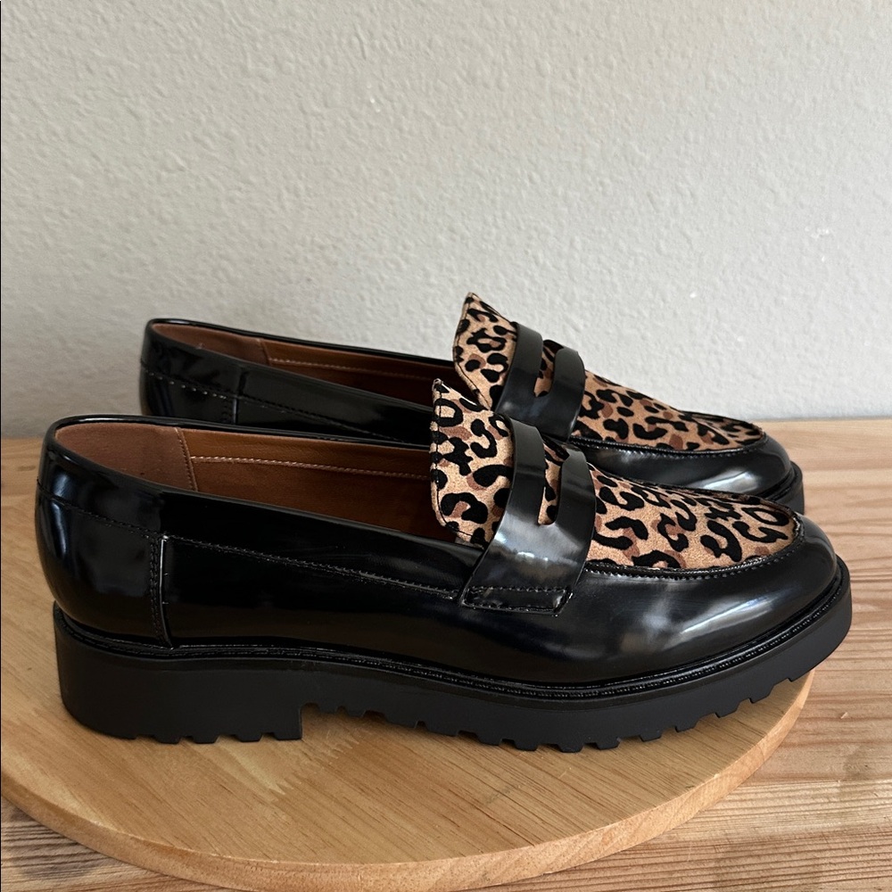 Mia Amore Hali Womens Moc Closed Toe Loafers-9M